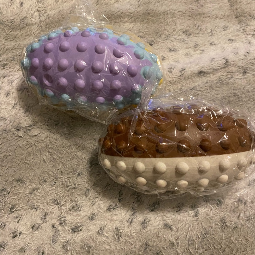 Exercise balls for physical therapy, or other kind of exercise.. (4) pieces